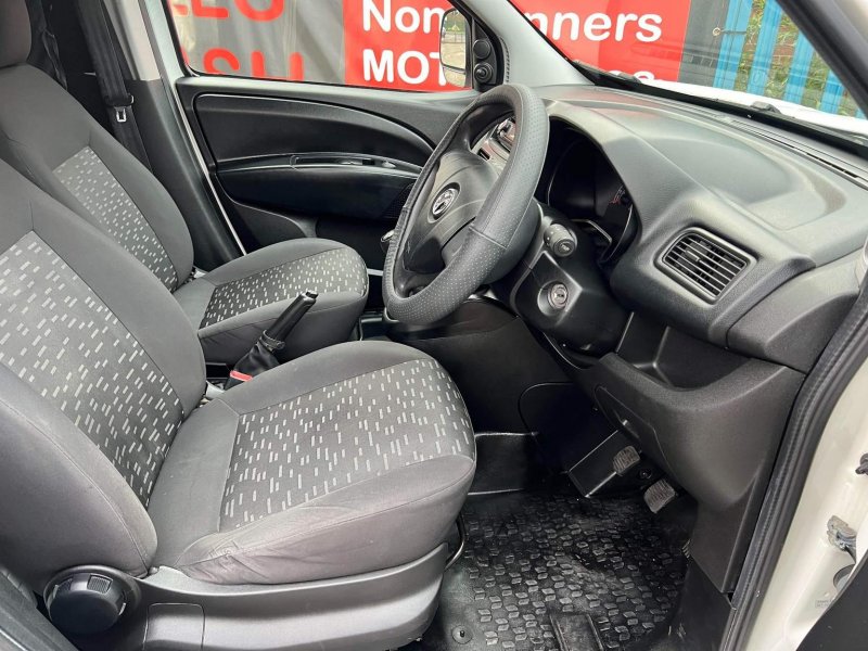 VAUXHALL COMBO