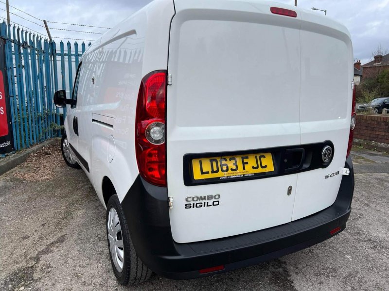 VAUXHALL COMBO