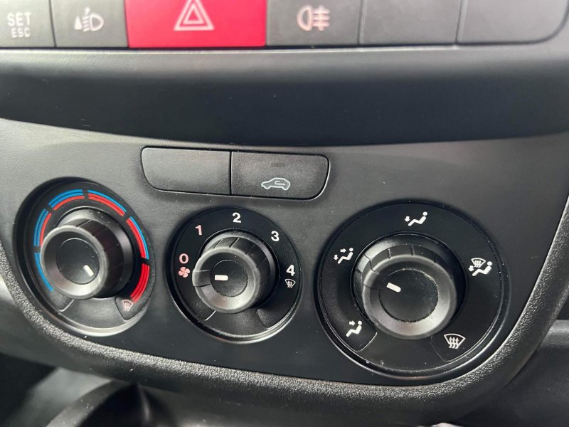 VAUXHALL COMBO