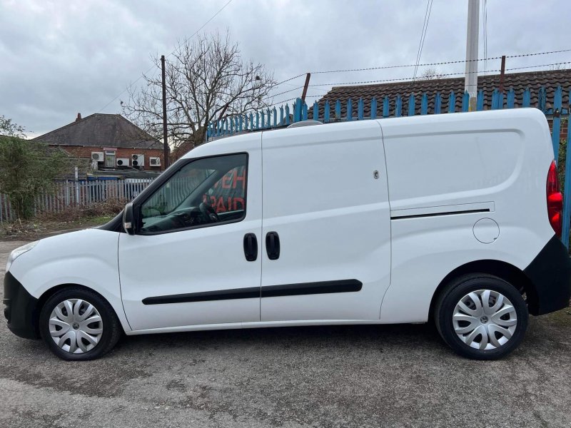 VAUXHALL COMBO