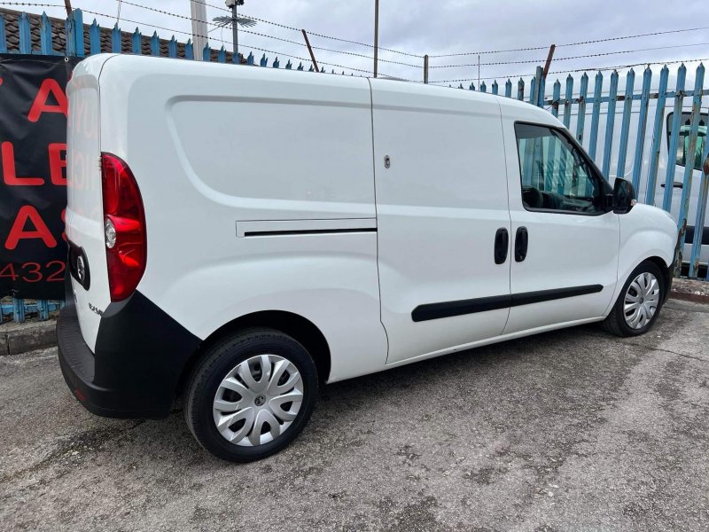 VAUXHALL COMBO