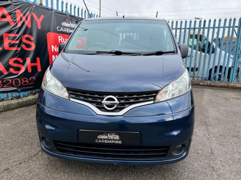 NISSAN NV200