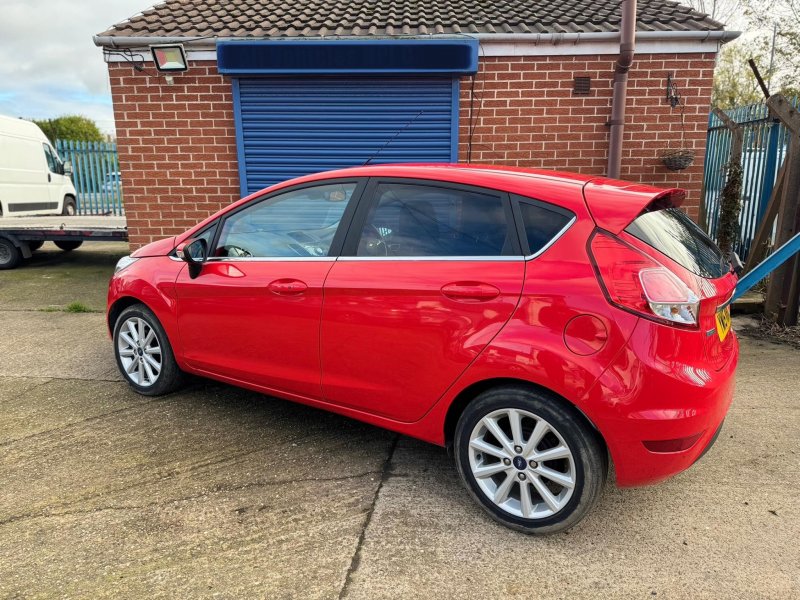 FORD FIESTA