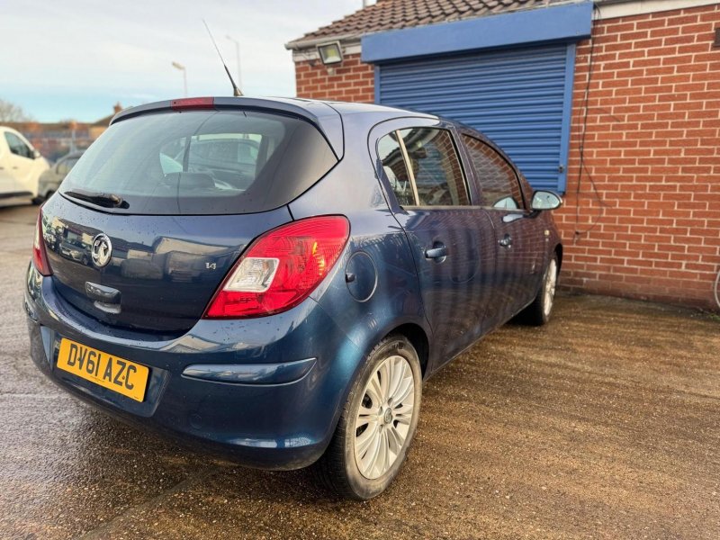 VAUXHALL CORSA