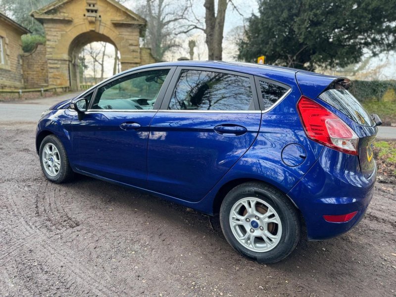 FORD FIESTA