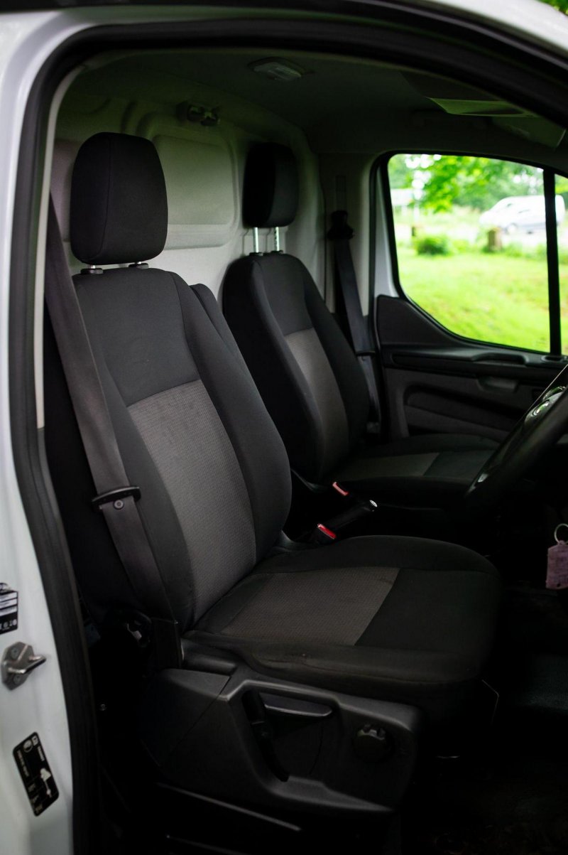 FORD TRANSIT CUSTOM