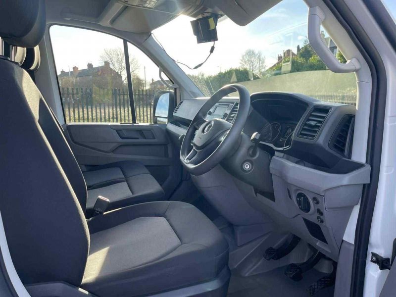 VOLKSWAGEN CRAFTER