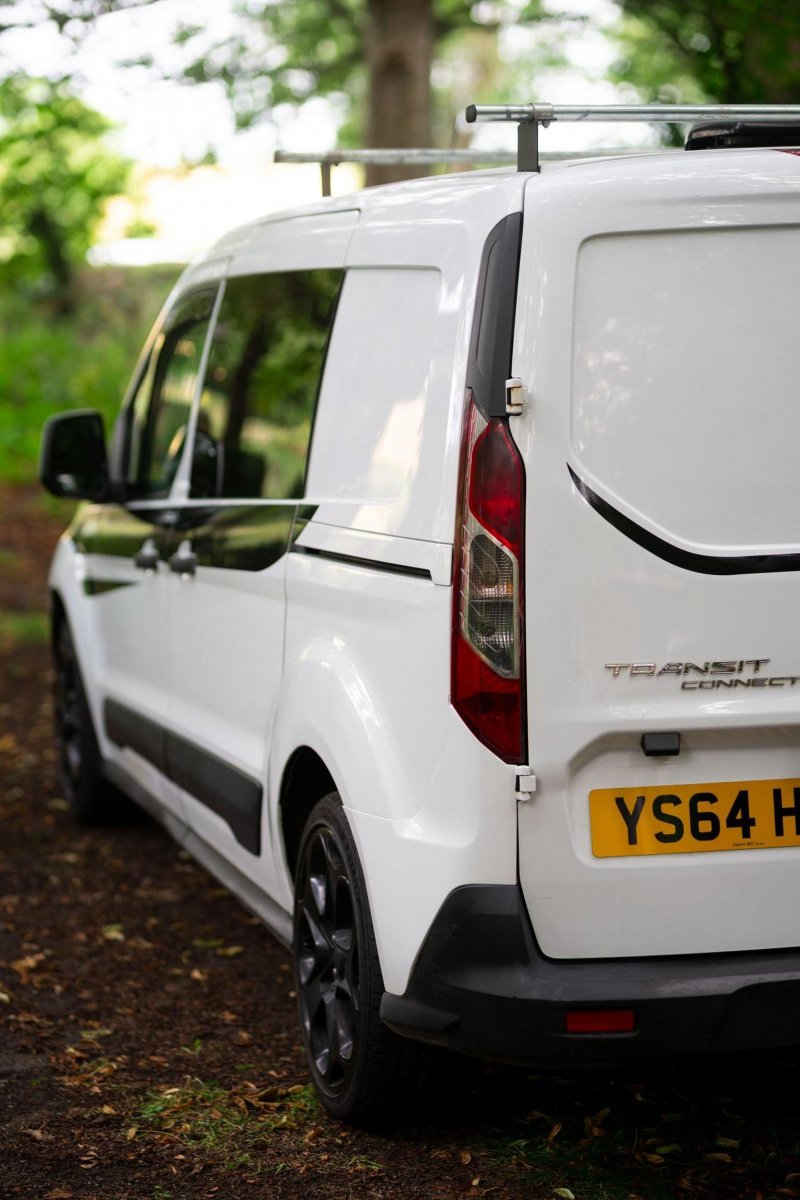 FORD TRANSIT CONNECT