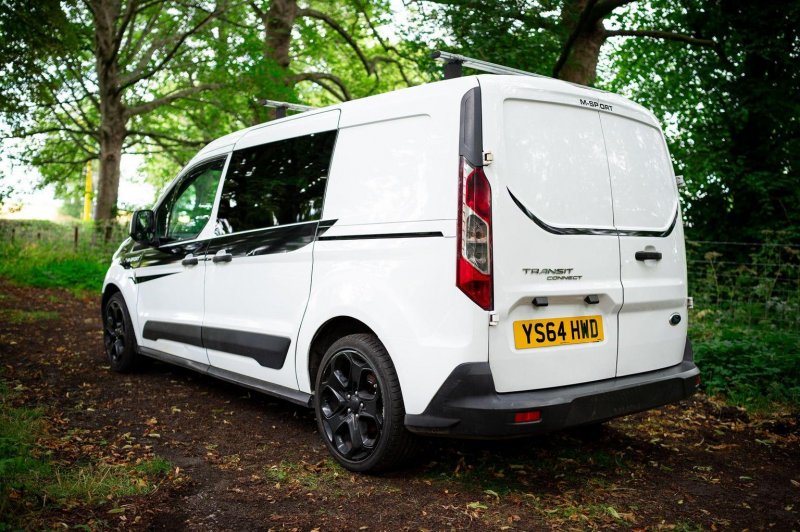 FORD TRANSIT CONNECT
