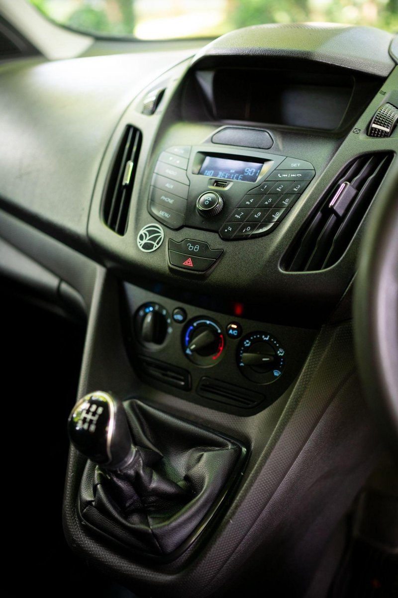 FORD TRANSIT CONNECT