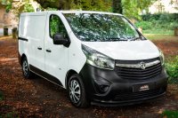 VAUXHALL VIVARO